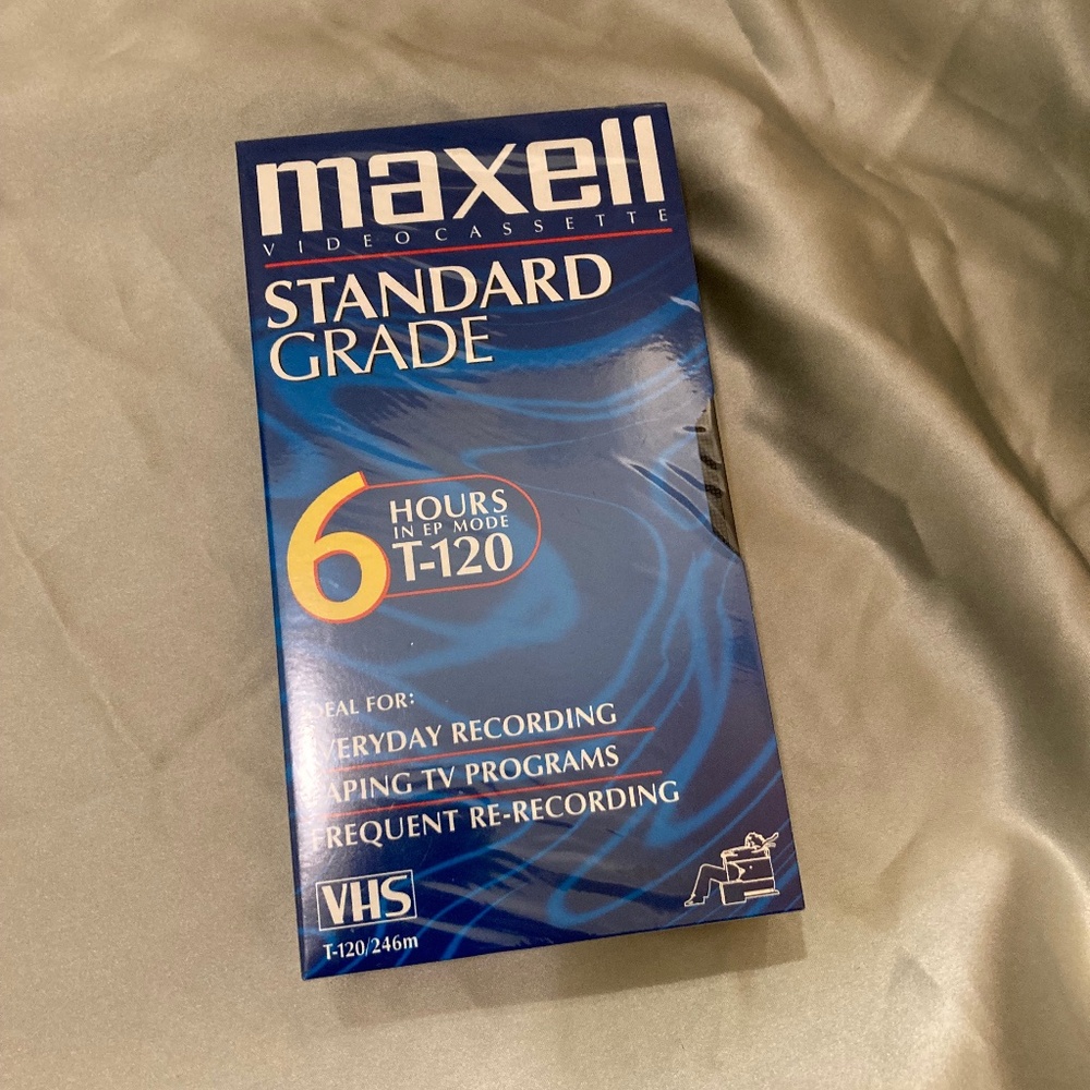 Maxell Still Sealed NWT T-120 VHS Videocassette Tape 6 Hour
